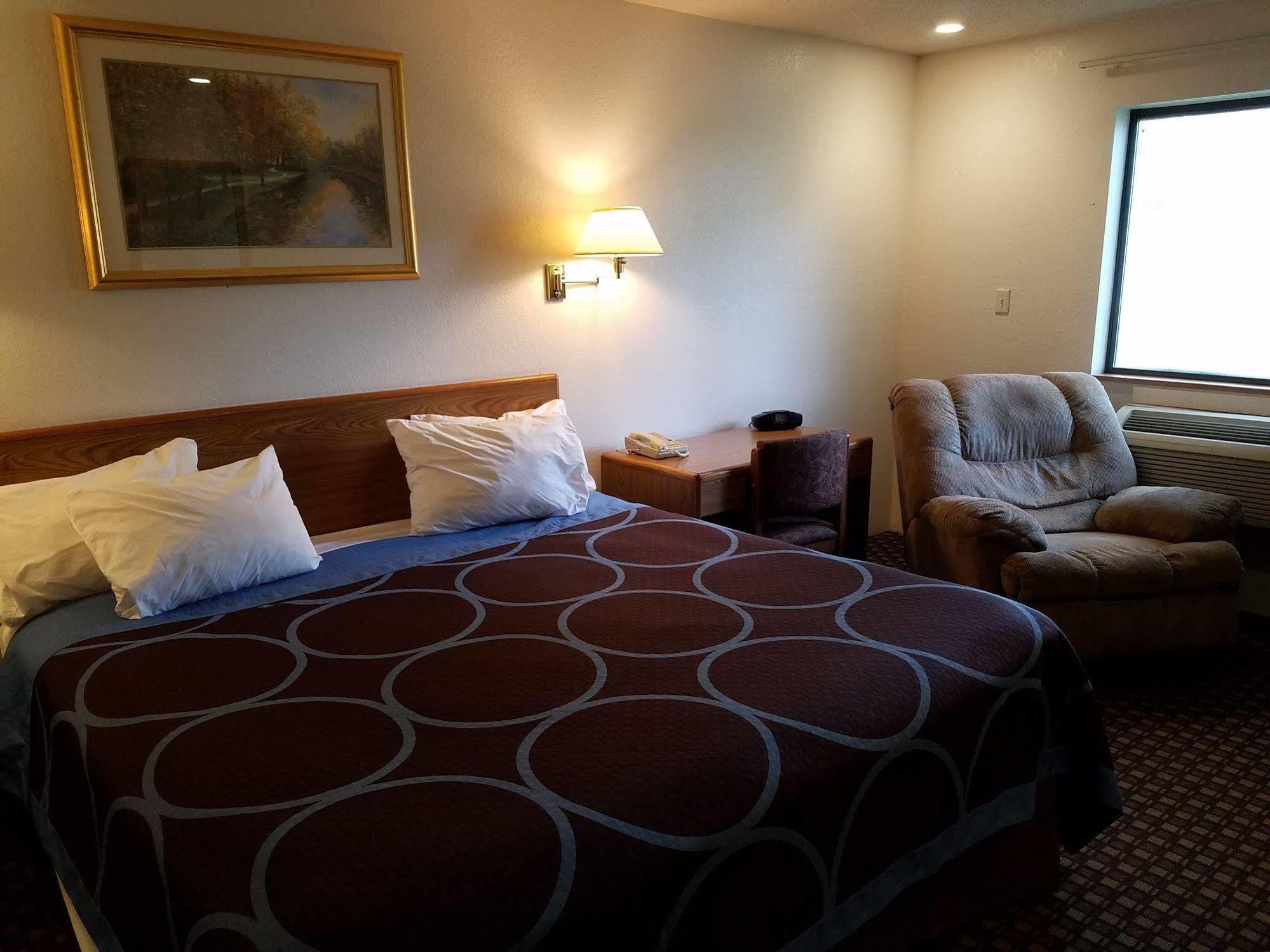 Auburn Inn 2*